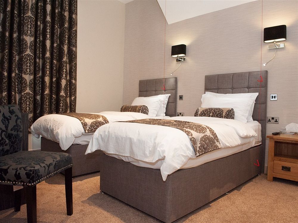 Hotel Forty One Driffield Buitenkant foto
